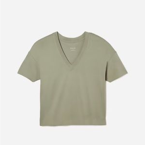 Everlane Tee - The Organic Cotton Slouchy V-Neck size small
